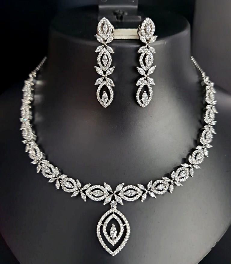 American Diamond Necklace Set.