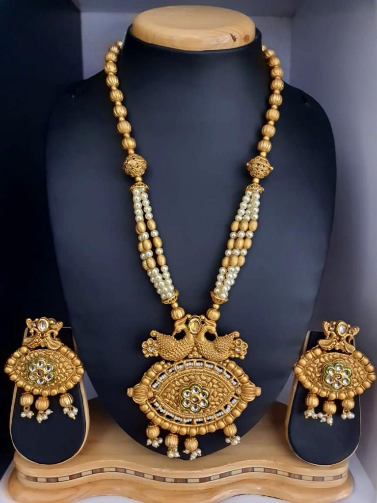 Heavy Pendant Gold Plated Necklace Set.