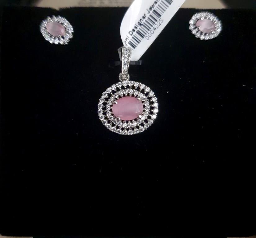 Round Design Baby Pink Stone Set.