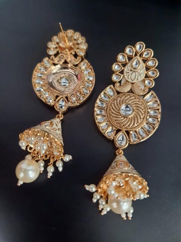 White Minakari Kundan Stone Earrings.