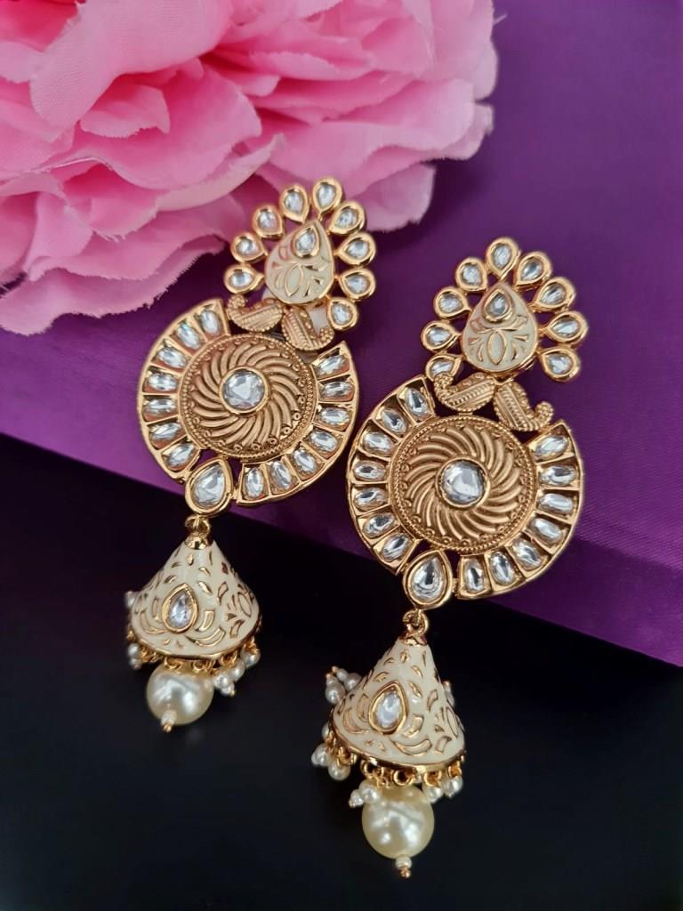 White Minakari Kundan Stone Earrings.