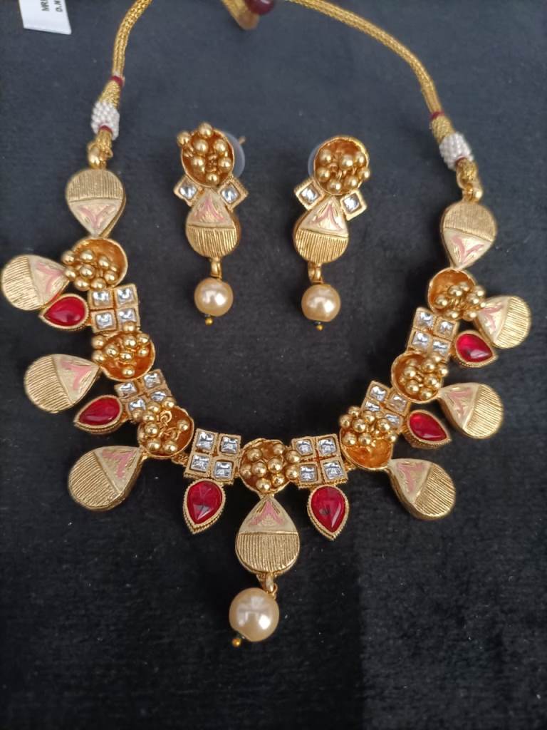 Any Festial Wareable Necklace Set.