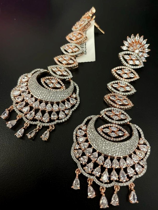 Classy Long Earrings Plated On Rose Gold