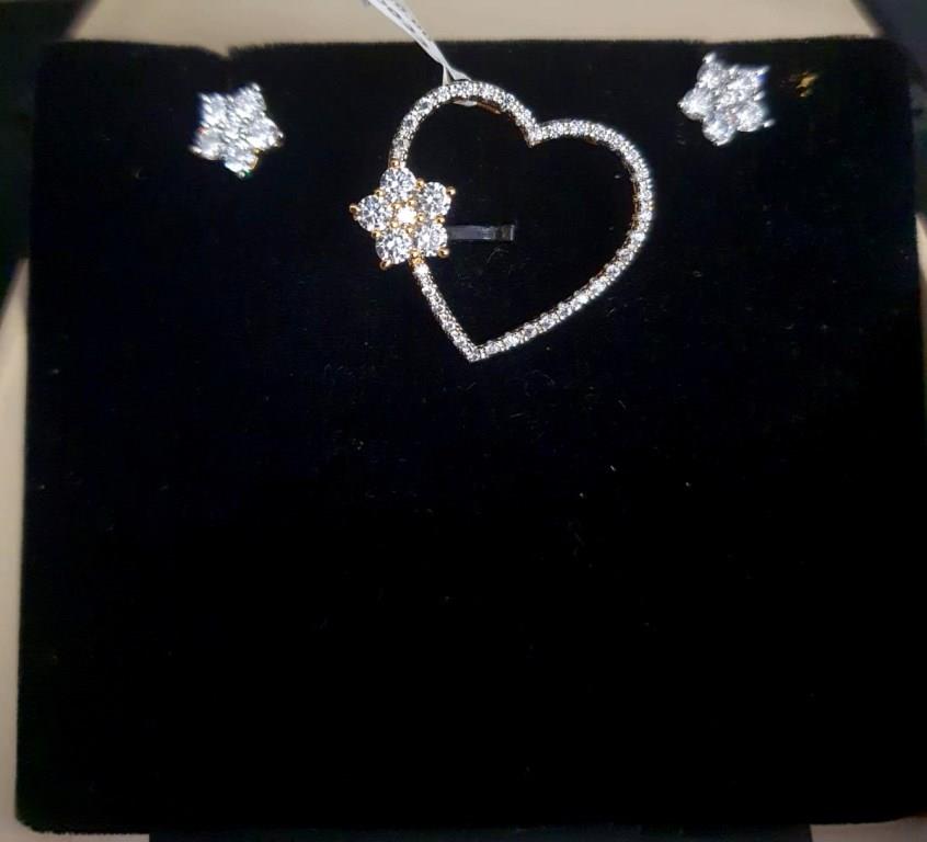 Heart Design Gold Plated Set.