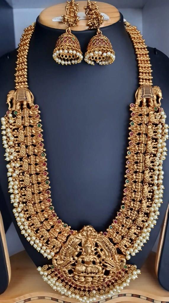 Heavy Weight Traditional Necklace Set.