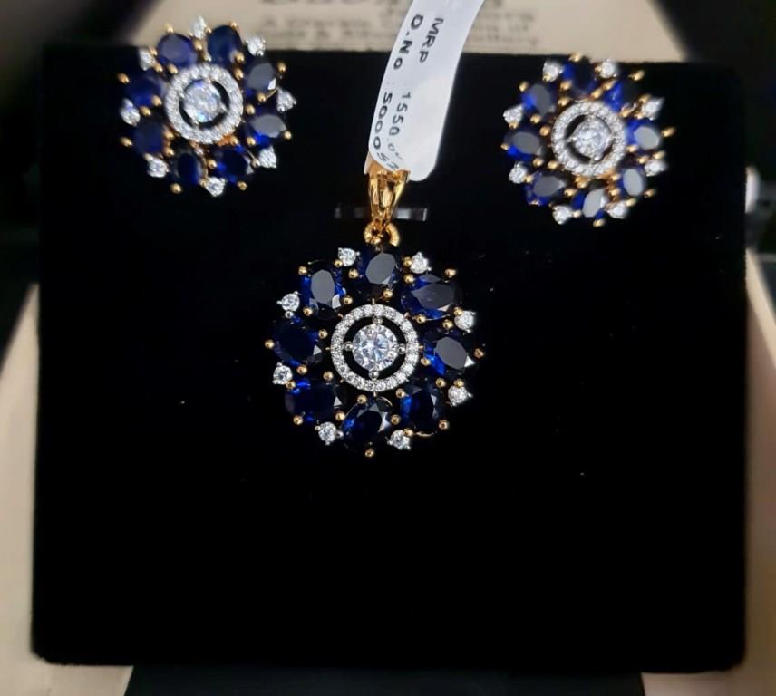 Round Design Navy Blue Stone Pendant Set.