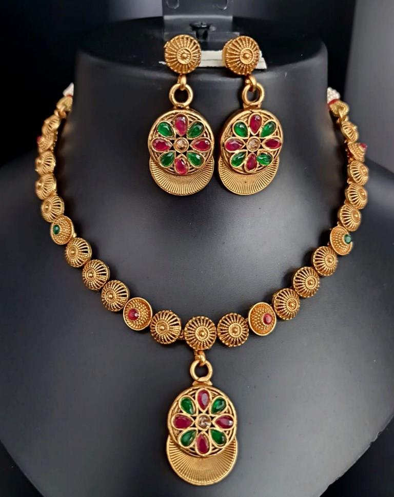 Gold Plated In Green And Ruby Stone Necklace Set.