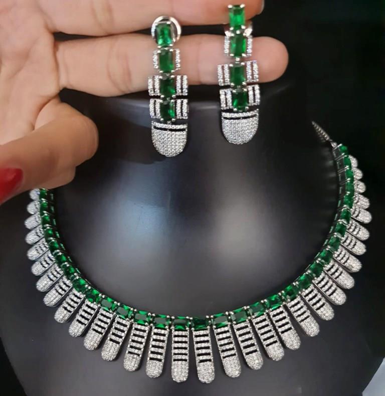 Classy Green Stone Necklace