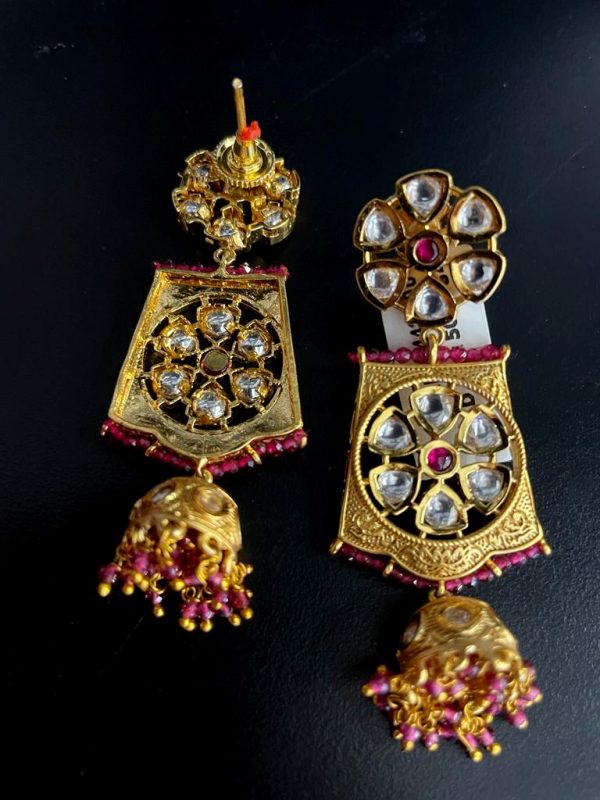 Uncut Kundan And Onex Beads Earrings.