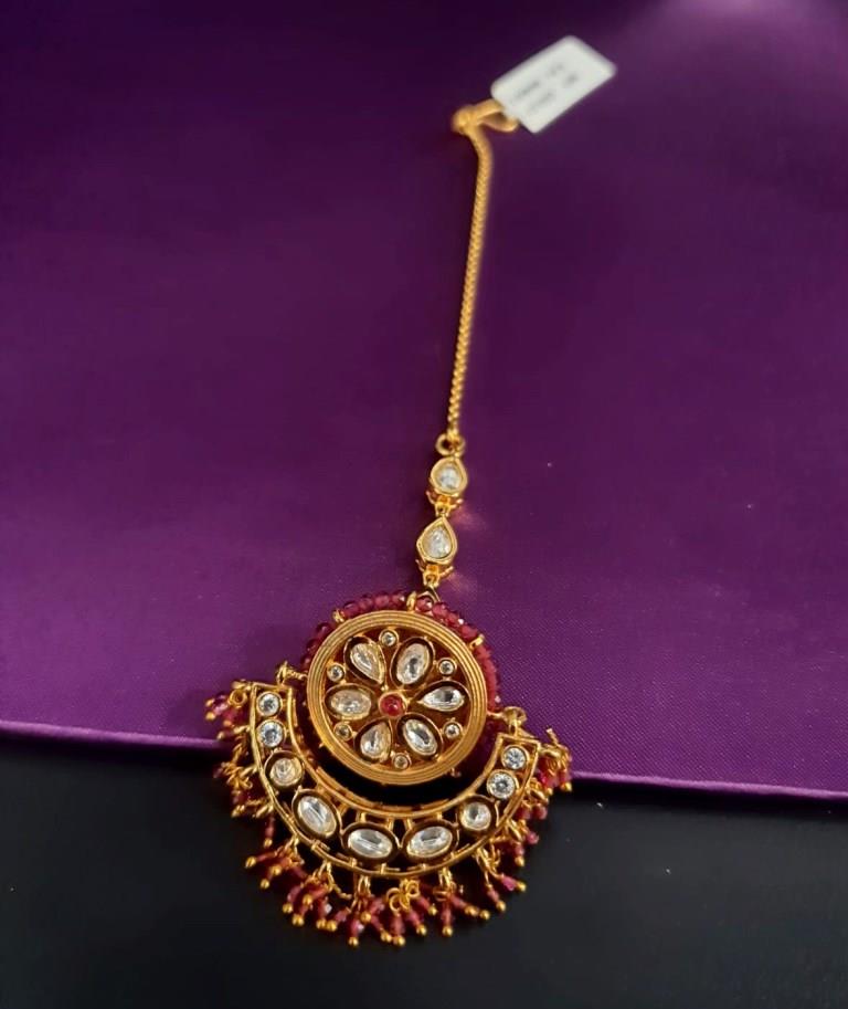 Gold Plated Chandwali With Borla Maangtika.