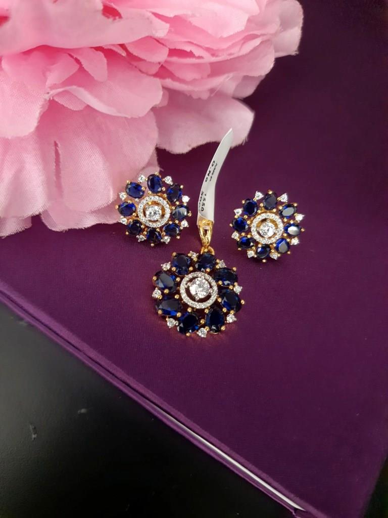 Round Design Navy Blue Stone Pendant Set.