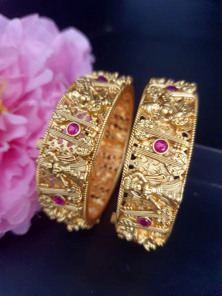 Goddess Lakshmi Antique With Ruby Stone Bangles.