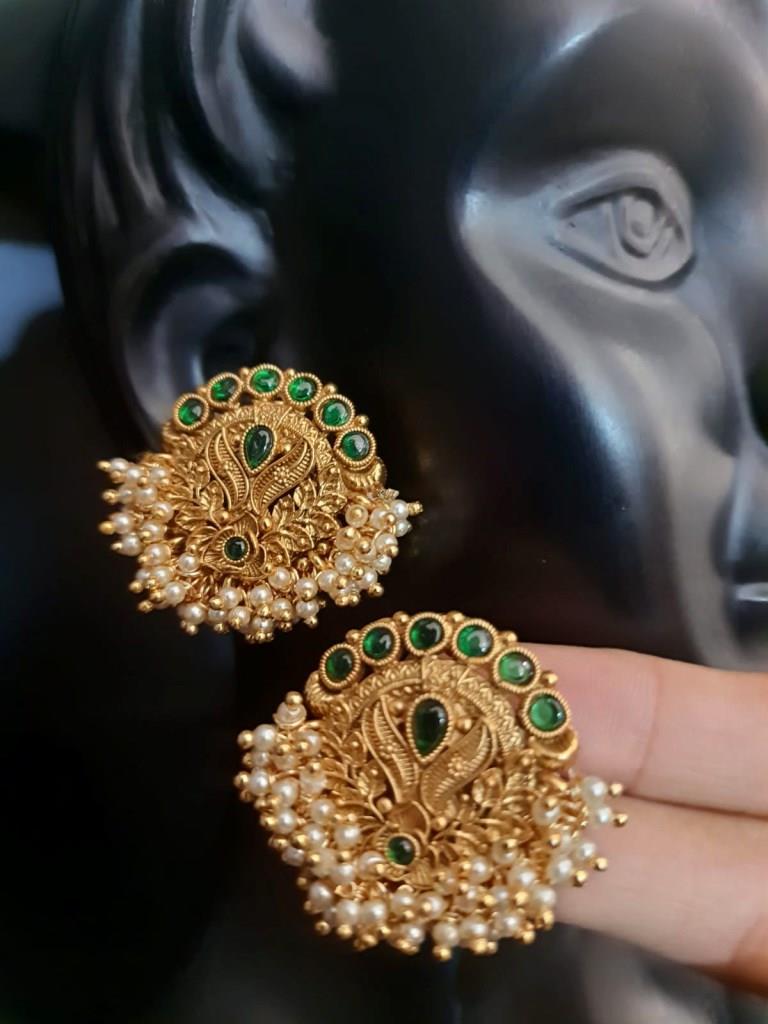 Round Shape Antique Golden Earrings.